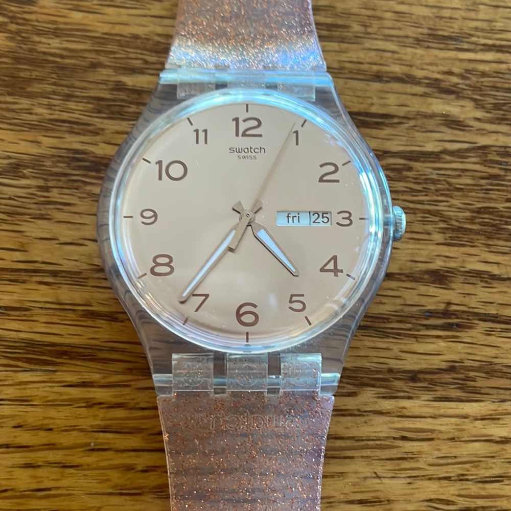 Rose Gold Glitter Swatch